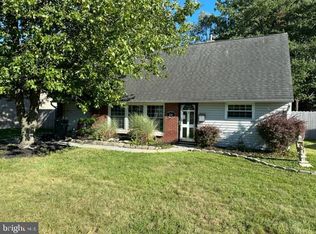 134 Harmony Rd, Levittown, PA 19056