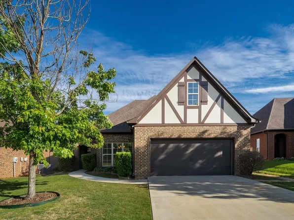 5905 Long View Ln, Trussville, AL 35173