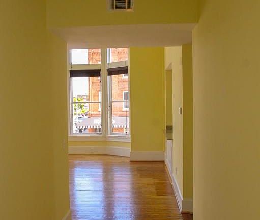 4th image of 610 Mulberry St #3