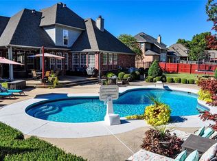 3727 Thornbury Dr, Springdale, AR 72764