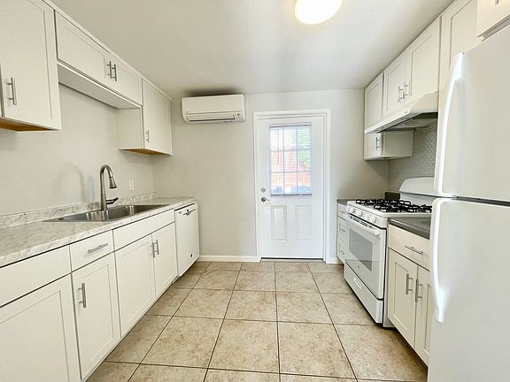 5th image of 38411 Paradise Way APT A