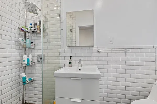 Rented by Dalan Rentals | media 12