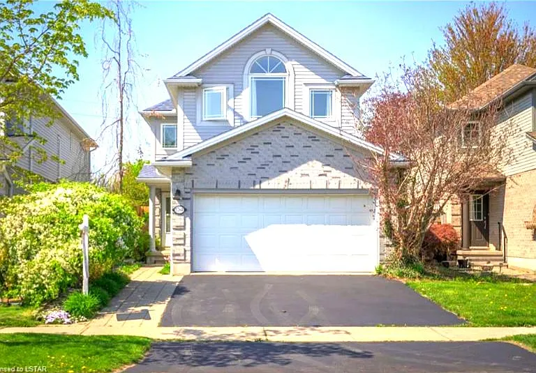 1264 Blackmaple Dr — Photo 1