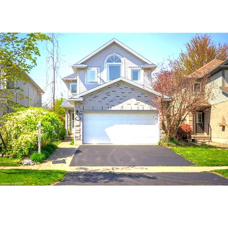 1264 Blackmaple Dr photo 1