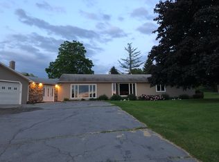 1197 Shay Rd, Naples, NY 14512