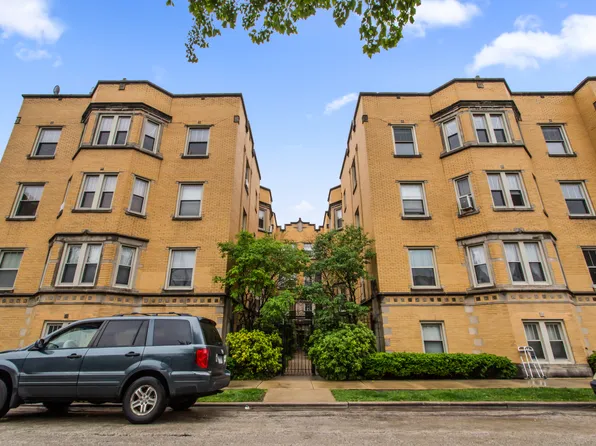 7444 Adams St APT 3E, Forest Park, IL 60130