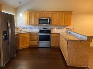 1112 Westridge Dr, Yukon, OK 73099