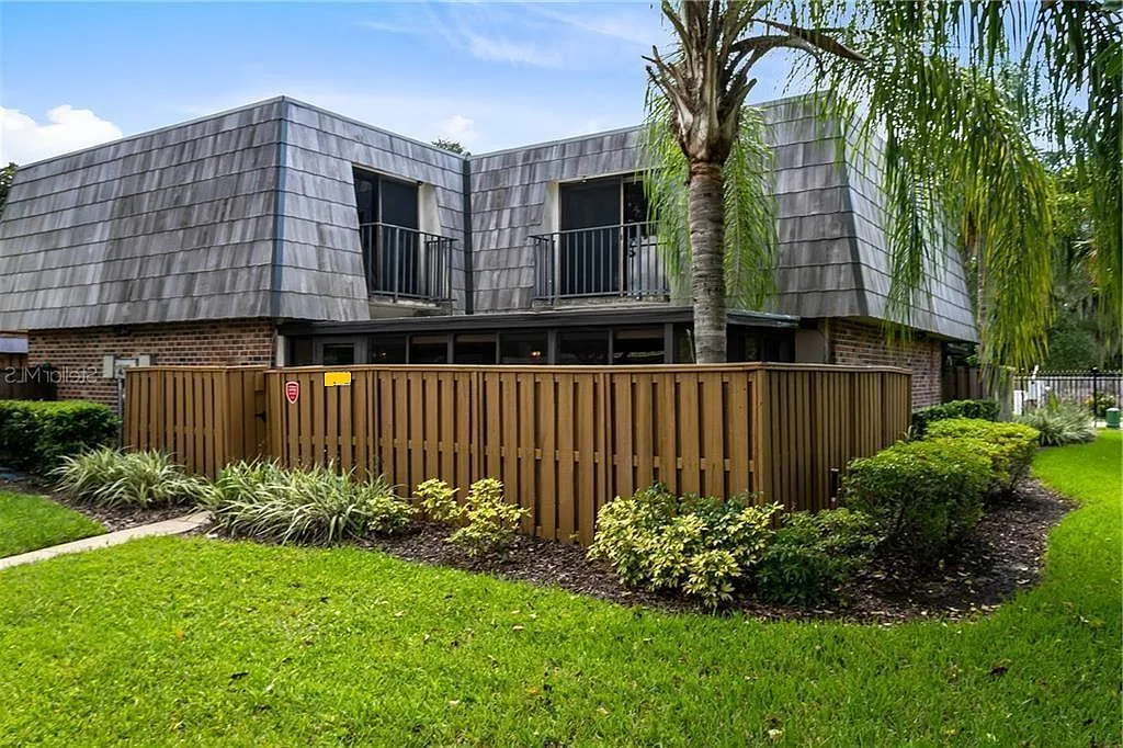 Building Photo - 2932 Tangerine Ct