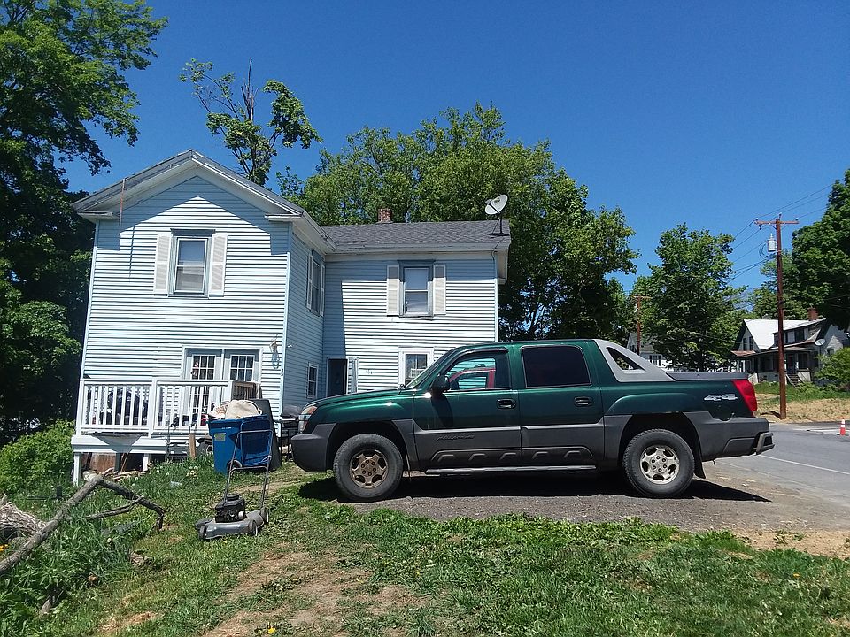 Side view, driveway