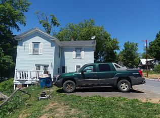 151 Spring St, Dexter, ME 04930