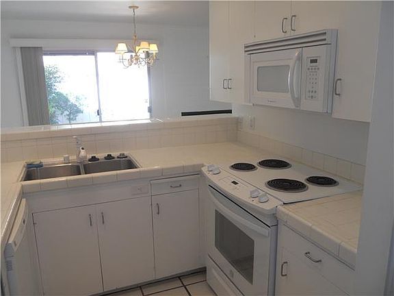 4th image of 8020-22 Paseo Del Ocaso