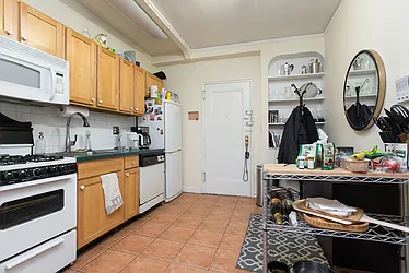 Rented by Emor Management Inc.