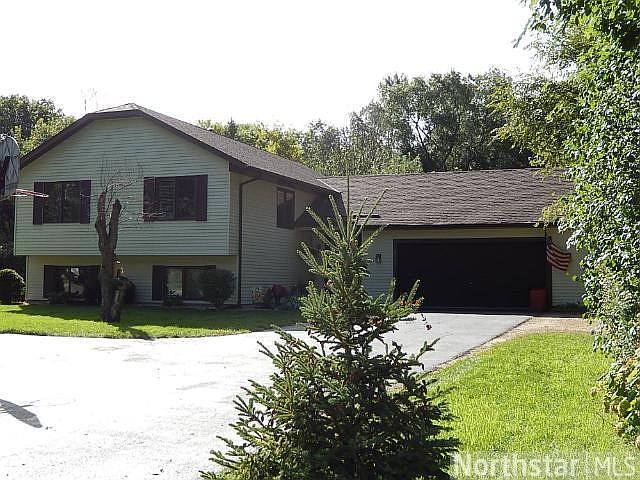 1st image of 2533 Flandrau St N