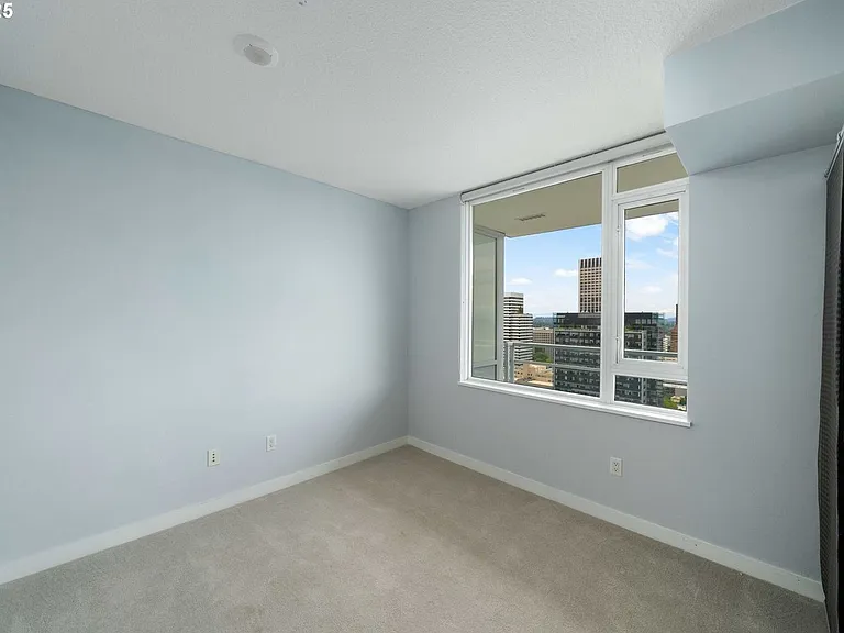 1500 SW 11th Ave #2401 — Photo 16