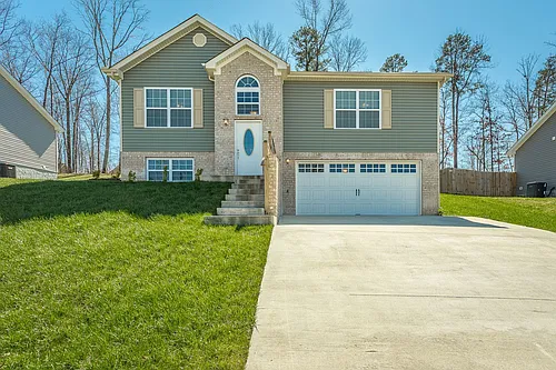 2021 Short Leaf Ln Photo 1