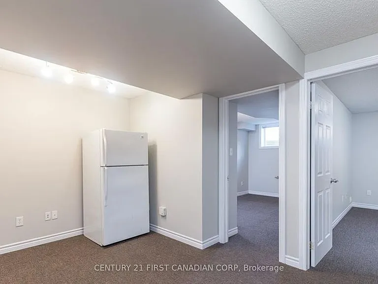 600 Sarnia Rd #47 — Photo 25