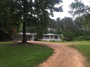 5149 Looxahoma Tyro Rd, Senatobia, MS 38668