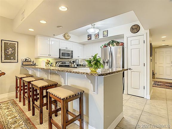 4th image of 5300 S Atlantic Ave APT 14604