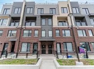 3405 Ridgeway Dr #1, Mississauga, ON L5L0B9