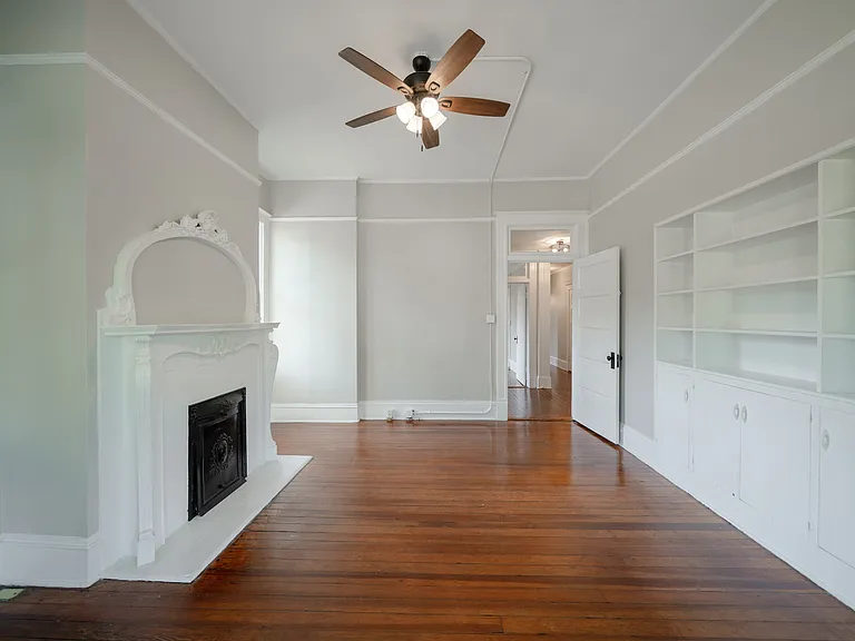 185 Clisby Pl — Photo 4
