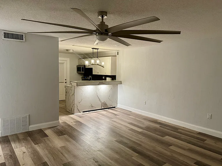 12403 Oak Cedar Pl #202 — Photo 4
