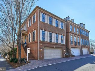 6535 Washington Blvd, Arlington, VA 22205