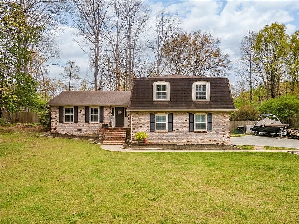 1st image of 119 Rollingwood Cir NW