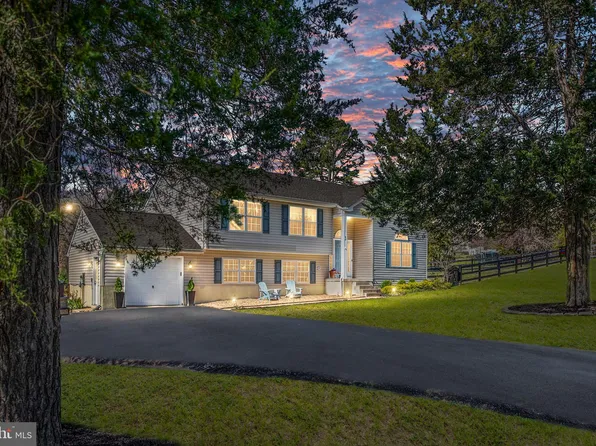 3 Pleasure Ct, Stafford, VA 22556