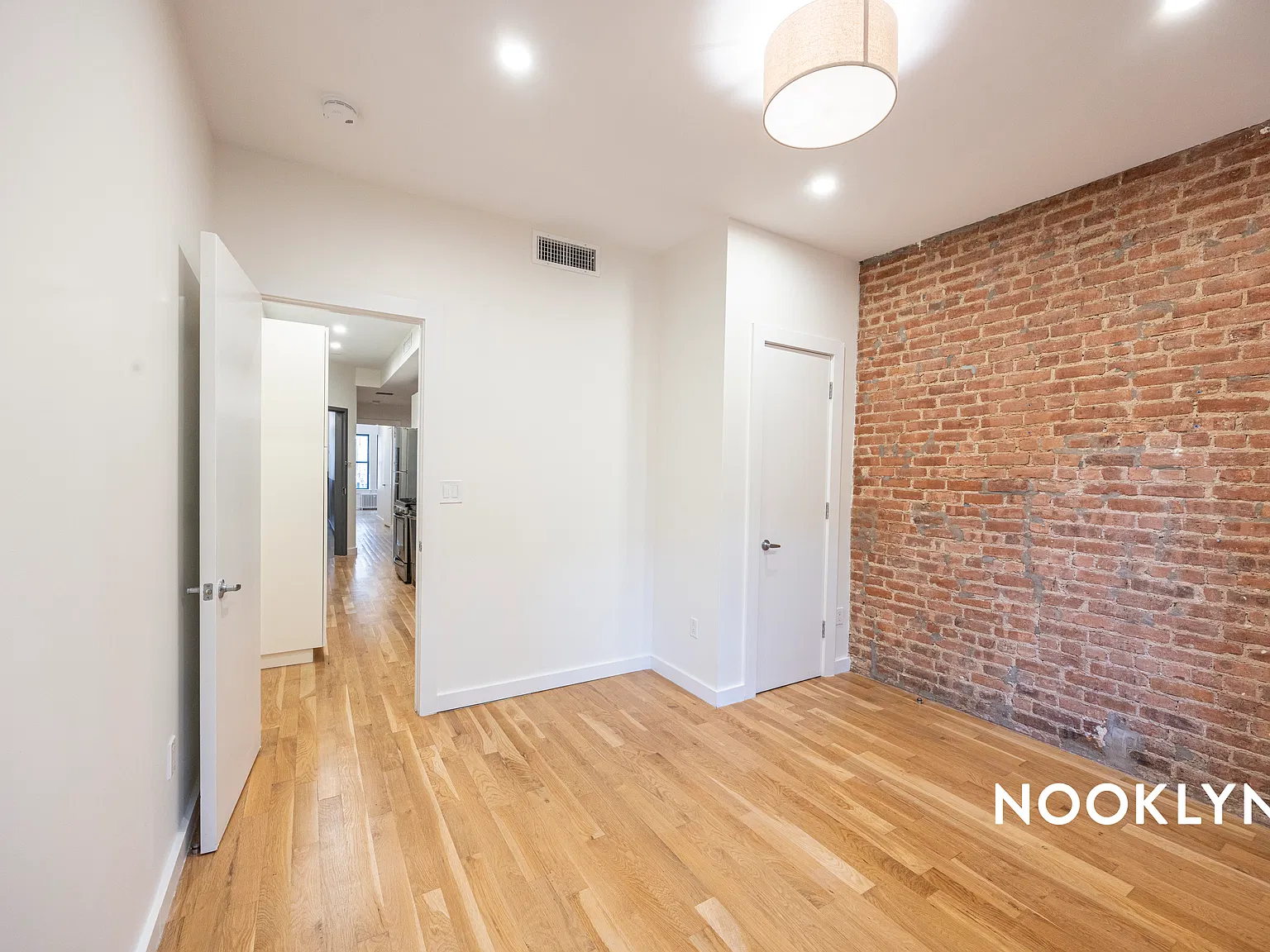 417 Suydam St — Photo 3