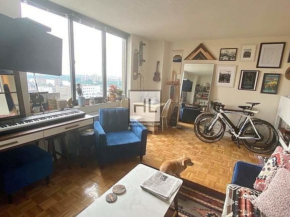 4th image of 235 E 95th St APT 29L