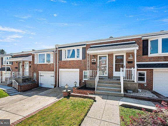 2nd image of 3548 Brookview Rd