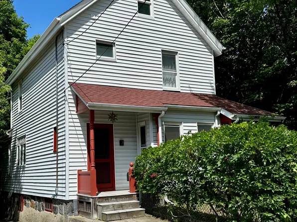 7 Gardenside St, Roslindale, MA 02131