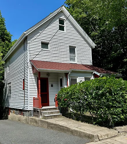 7 Gardenside St Photo 1 7 Gardenside St Photo 1