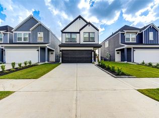 10113 Berkeley Springs Trl, Houston, TX 77051