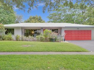711 Holly Ln, Plantation, FL 33317