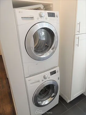 Rented by City Connections Realty | media 10