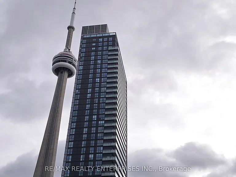 250 Wellington St W #1435 — Photo 24