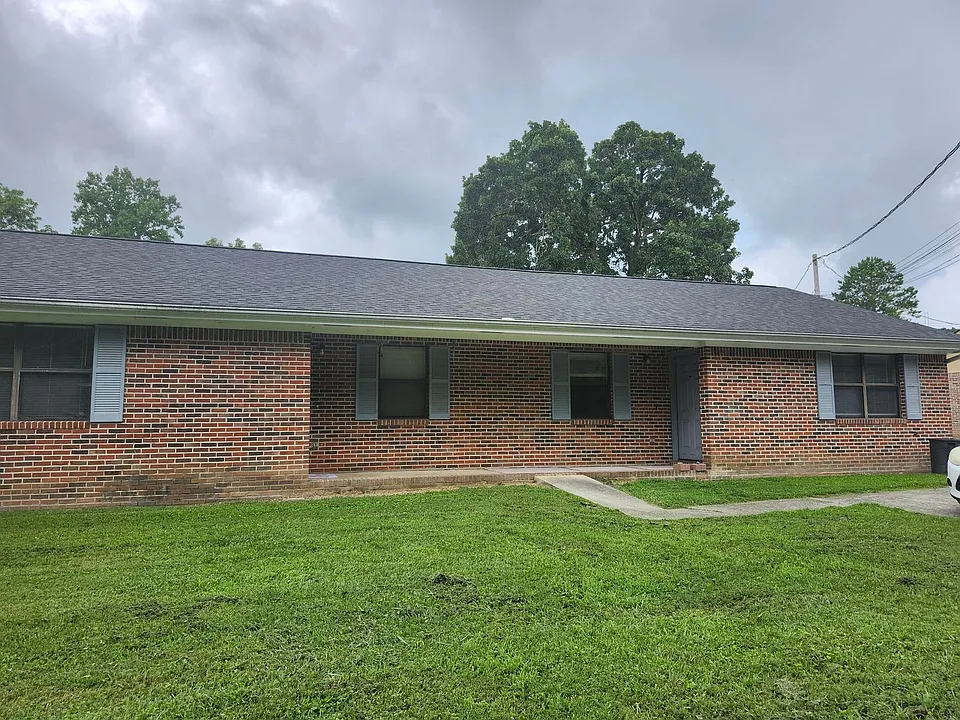 107 Lytle Rd