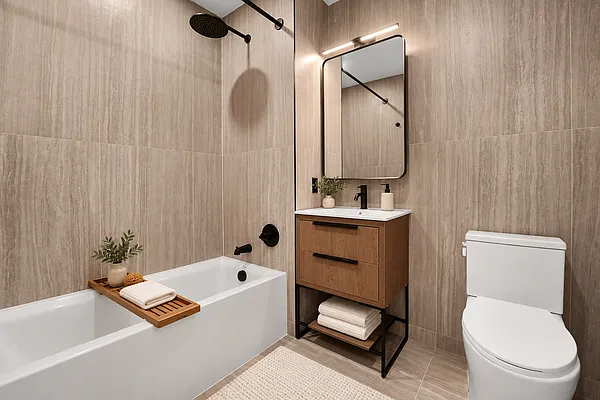 Bathroom, photo 1