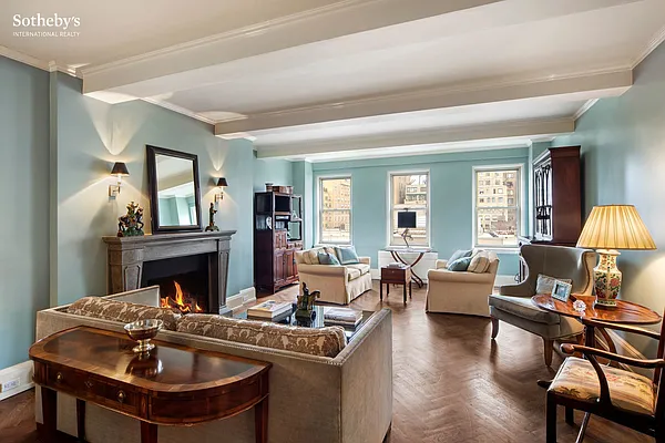 Sold by Sotheby's International Realty | media 16