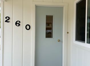 260 7th St, Templeton, CA 93465