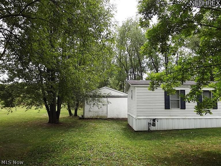2nd image of 6870 Short Drive Rd NE