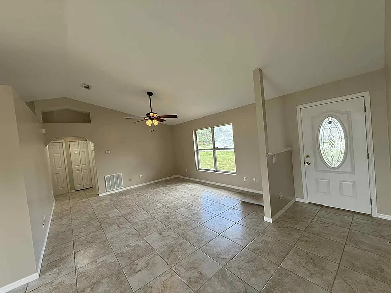 17 Hemlock Radial Ct — Photo 11