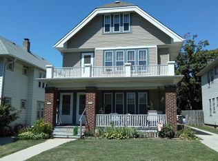 1900 E Jarvis St, Milwaukee, WI 53211