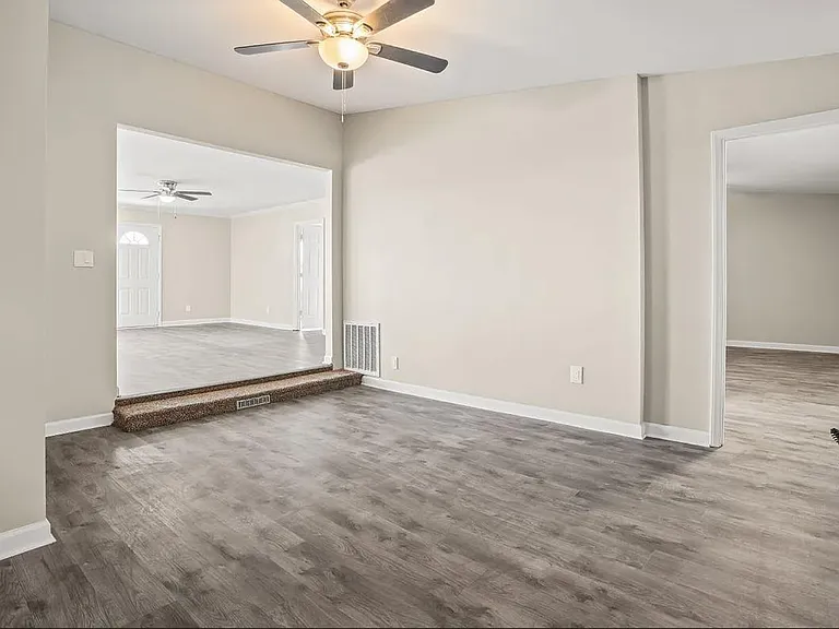 425 Yachting Rd — Photo 15