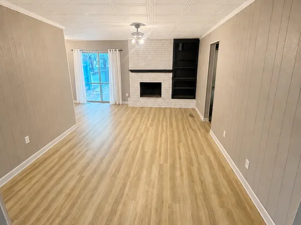 (undisclosed Address), Owasso, OK 74055