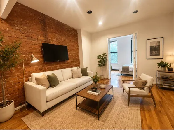453 West 46th Street image 1 of 6
