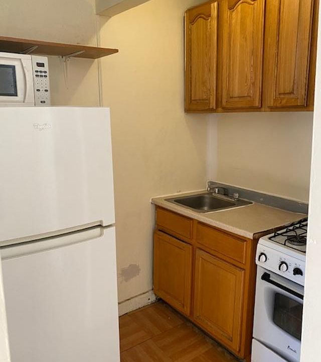 2nd image of 343 E 6th St APT 2A