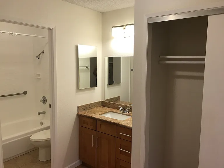 1255 Nuuanu Ave #1406 — Photo 11