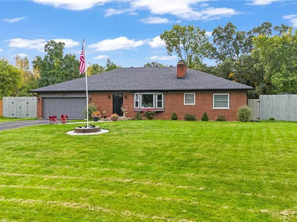 3776 Reinwood Dr, Dayton, OH 45414